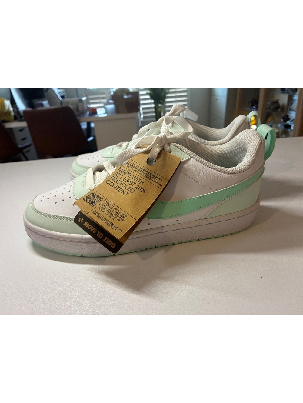 Nike Court Borough Low 2 GS Sneakers Size 6Y Mint Green White